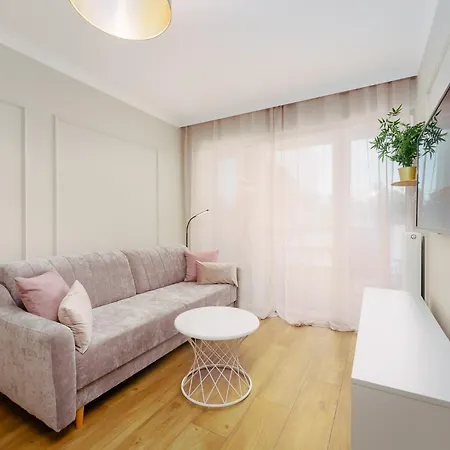 Faro Apartamenty Blisko Morza Basen Sauny Gym W Cenie Kołobrzeg Habitación foto